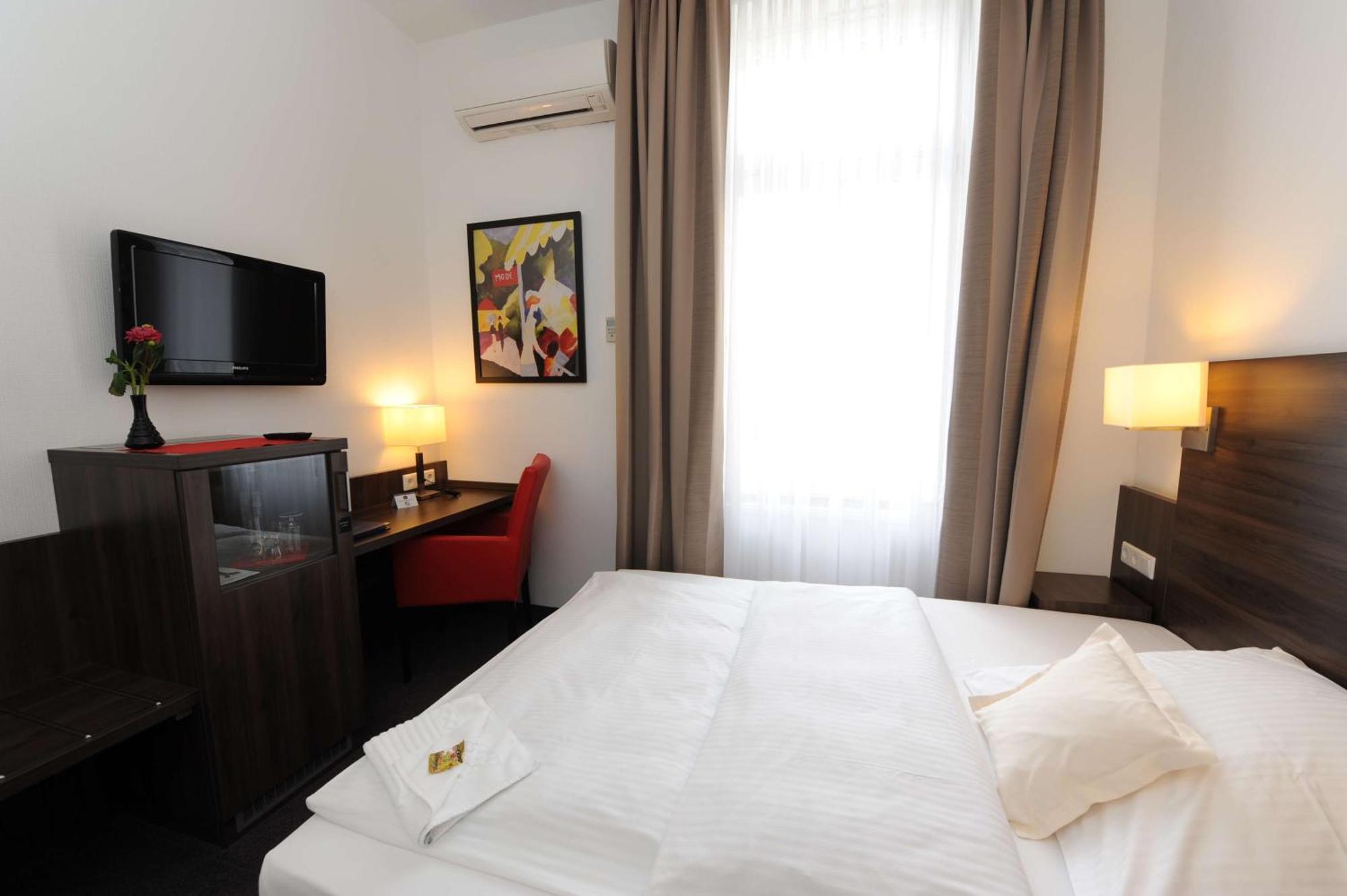 เบสต์ เวสเทิร์น โฮเทล ไคเซอร์โฮฟ Hotel บอนน์ ภายนอก รูปภาพ