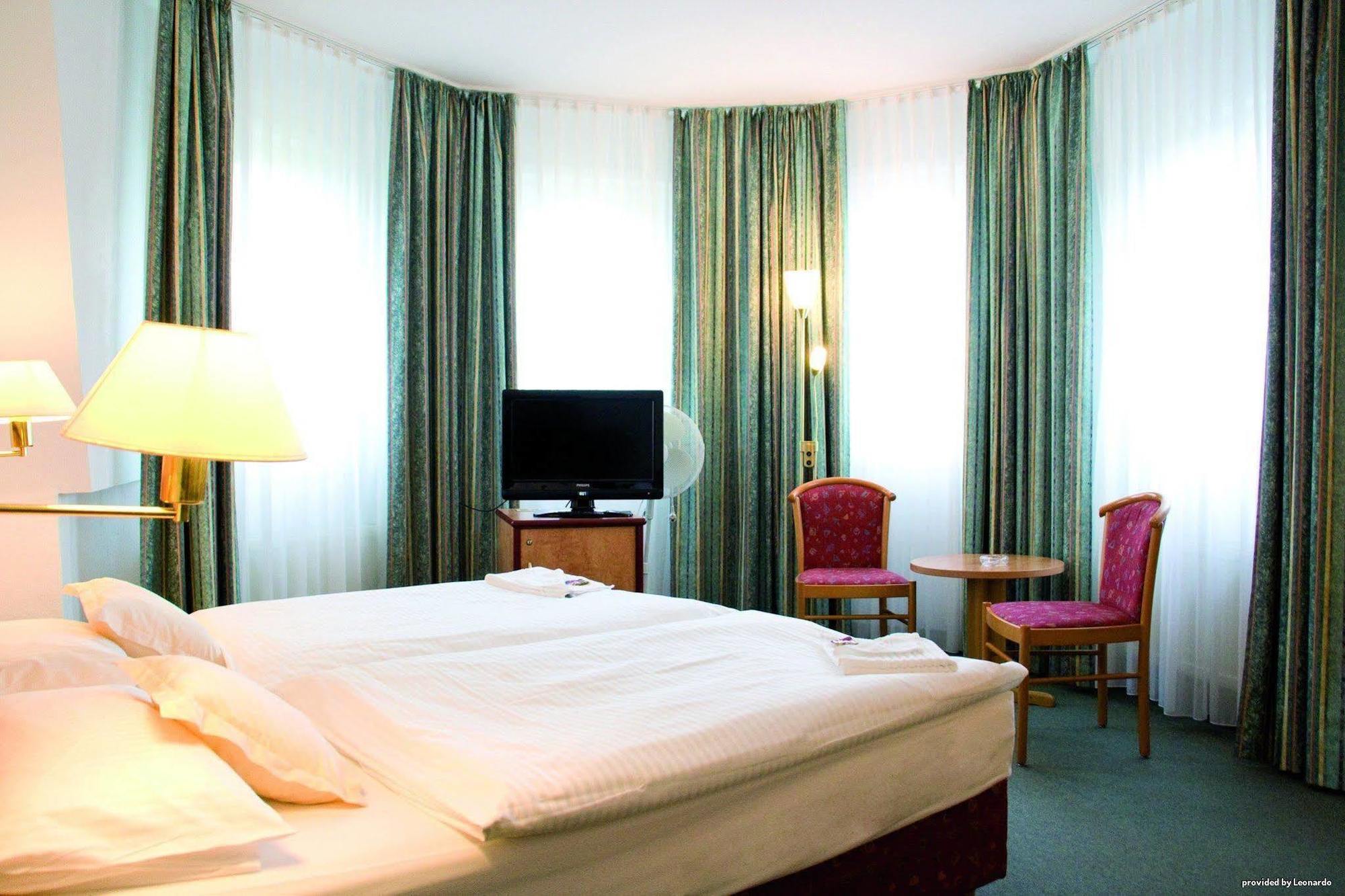 เบสต์ เวสเทิร์น โฮเทล ไคเซอร์โฮฟ Hotel บอนน์ ภายนอก รูปภาพ